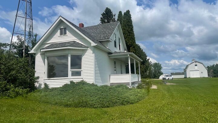 Property Photo: #472018 A&Ampb AB T9W 1T4