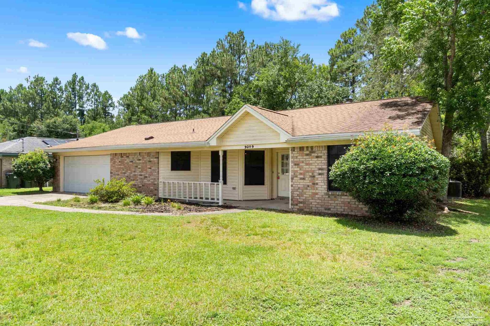 Property Photo:  9049 Bluebay Ln  FL 32506 