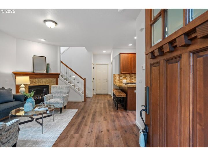 Property Photo:  905 SW Mozart Ter  OR 97225 