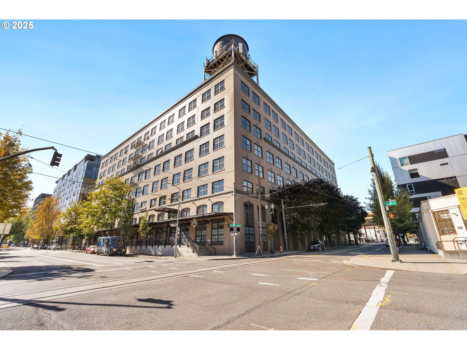 Property Photo:  1420 NW Lovejoy St 612  OR 97209 