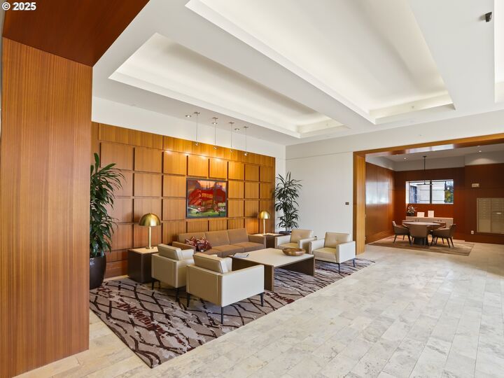 Property Photo:  2351 NW Westover Rd 312  OR 97210 