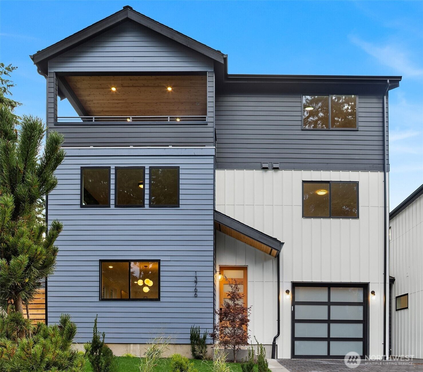 Property Photo: 13766 22nd Avenue NE WA 98125