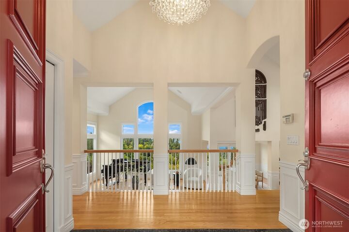 Property Photo: 8726 Paisley Drive NE WA 98115