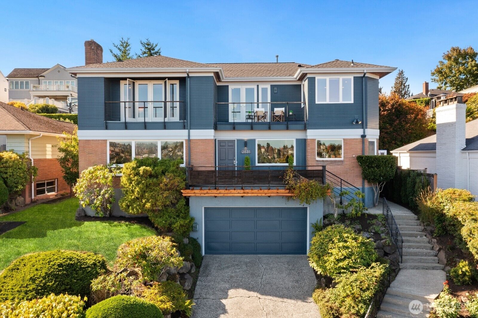 Property Photo: 2631 38th Avenue W WA 98199