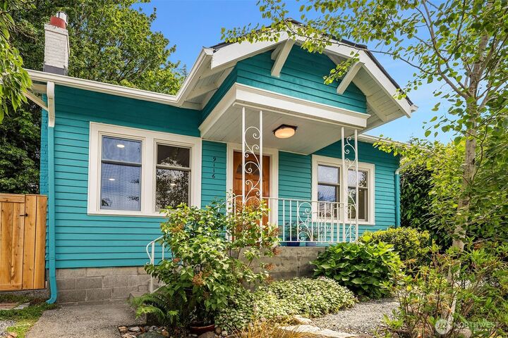 Property Photo:  9116  23rd Avenue NE  WA 98115 