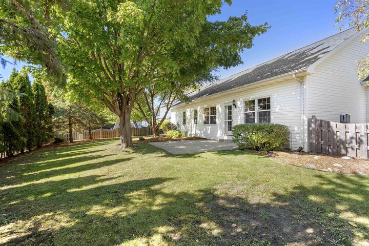 Property Photo: 223 Bosworth Lane WI 54956-4984
