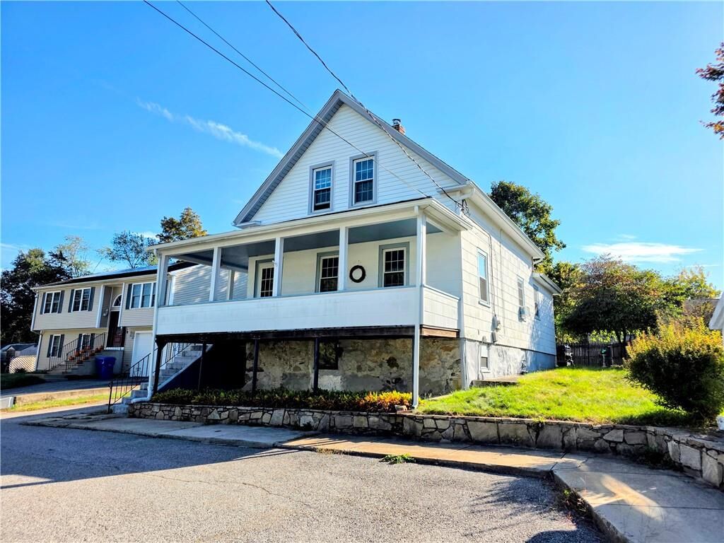 Property Photo:  132 Prospect Hill Avenue  RI 02893 