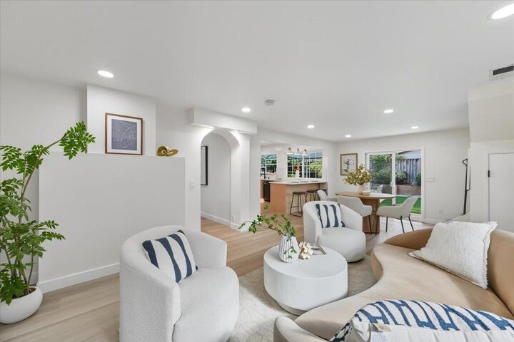 Property Photo:  1824 Seville Way  CA 95131 