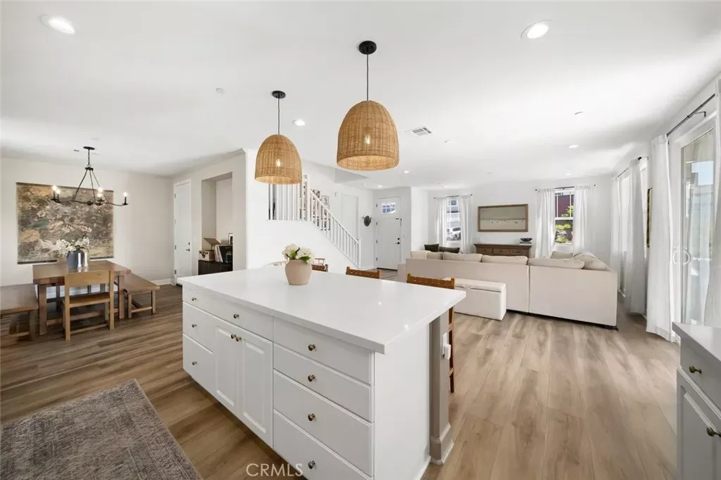 Property Photo: 932 Legacy Lane CA 93405