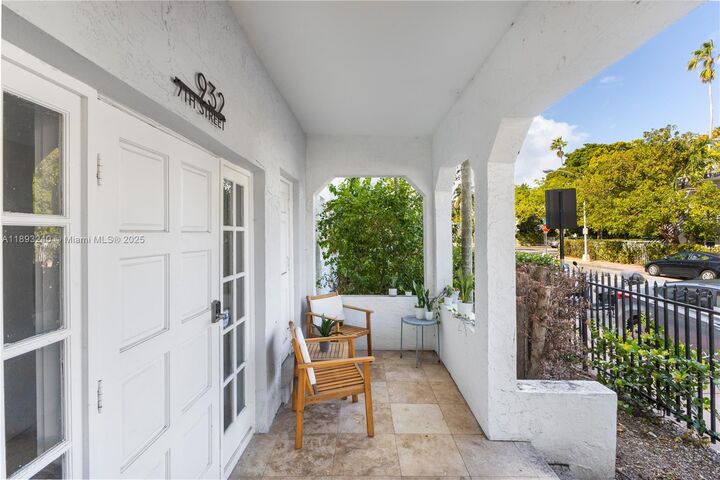 932 7th St 932A  Miami Beach FL 33139 photo