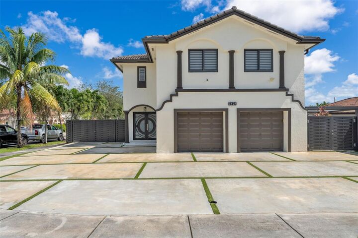 3121 SW 151st Ct  Miami FL 33185 photo