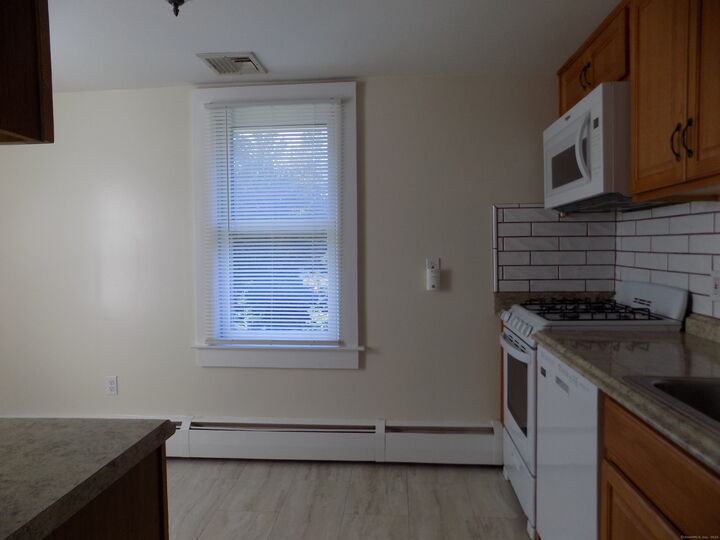 Property Photo:  6 Hillside Avenue B  CT 06776