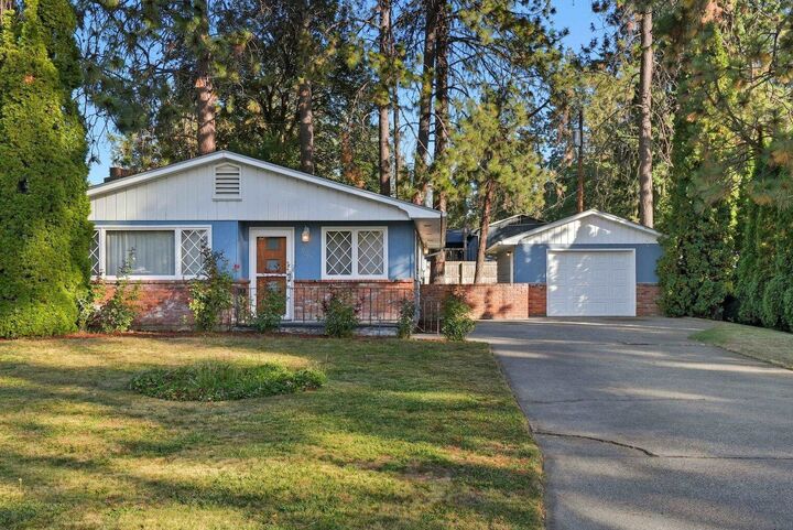 Property Photo: 11207 E 20th Ave WA 99206