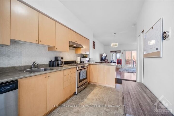 Property Photo:  799 Montreal Road 28  ON K1K 0S9 
