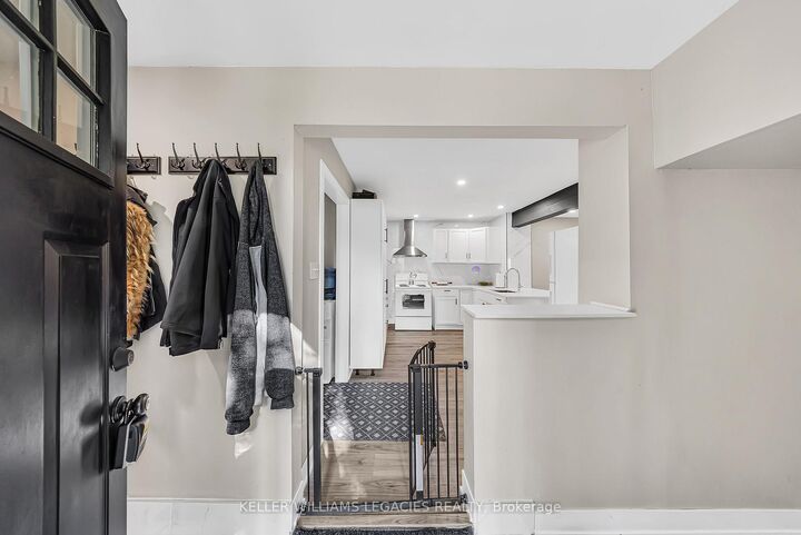 Property Photo:  74 Cowans Crescent  ON K0L 2W0