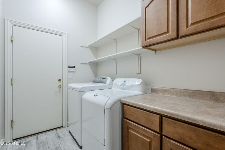 Property Photo:  1858 E Coconino Drive  AZ 85249 