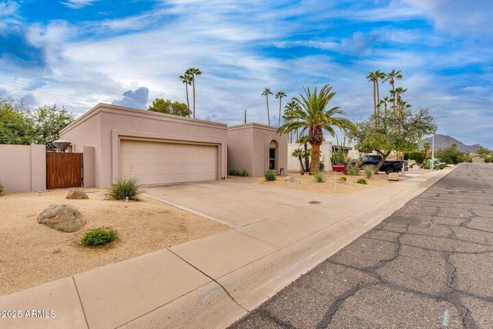 7785 E Luke Lane  Scottsdale AZ 85250 photo