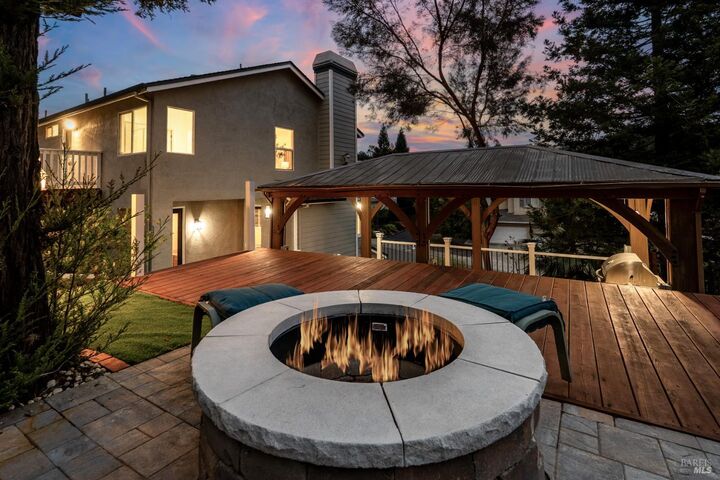 Property Photo: 3428 Lake Park Court CA 95403