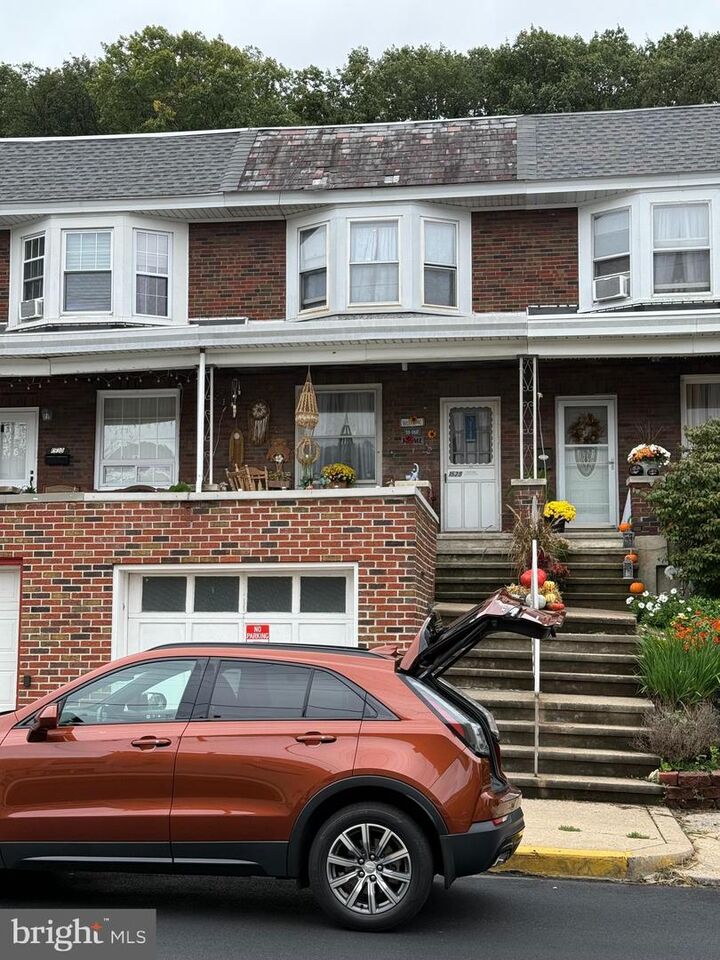 1528 Fairview Street  Reading PA 19606 photo
