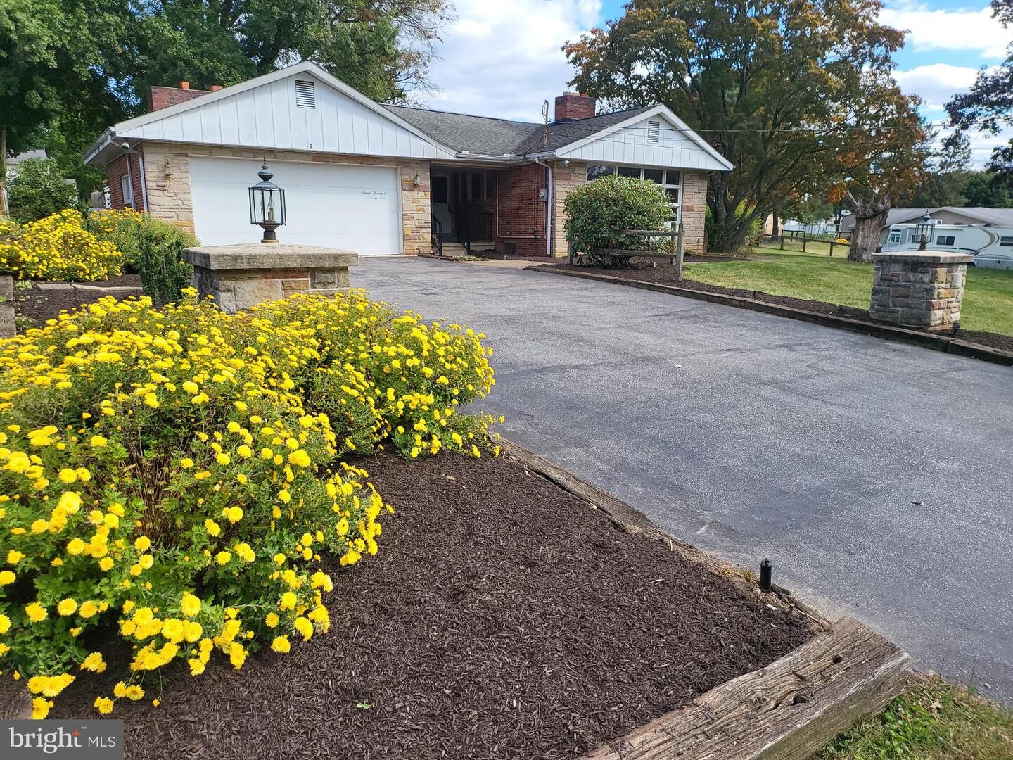 Property Photo: 724 S 59th Street PA 17111
