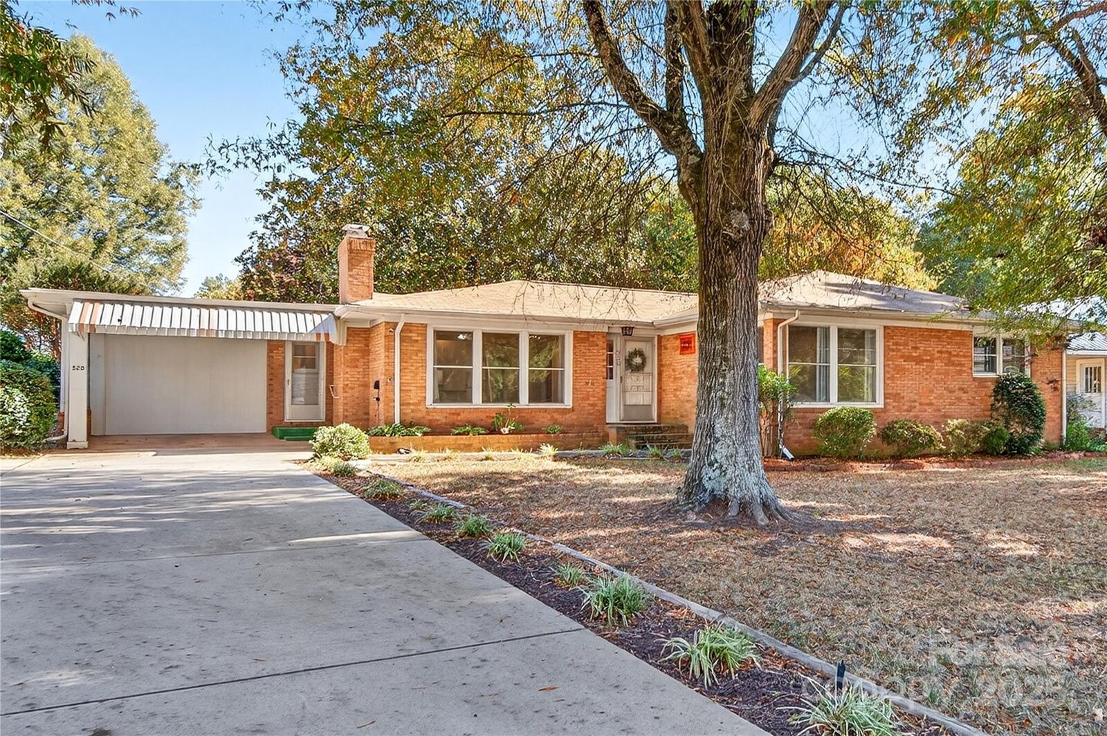 Property Photo:  520 Shearers Road  NC 28115