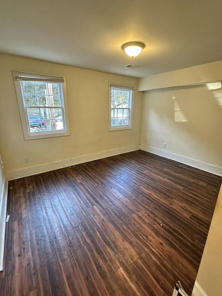 Property Photo: 58 America Street SC 29403