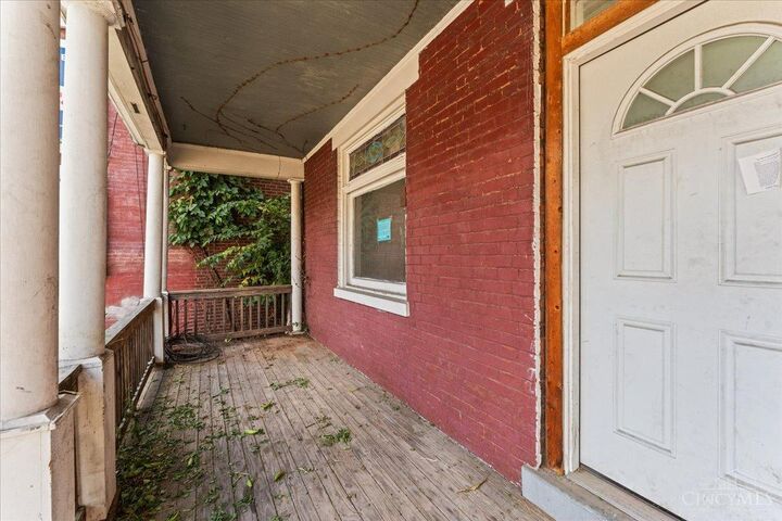 Property Photo: 5107 Montgomery Road OH 45212