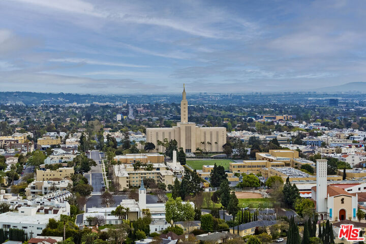 Property Photo: 10776 Wilshire Blvd CA 90024