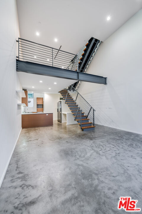 Property Photo: 1220 N Orange Grove Ave CA 90046