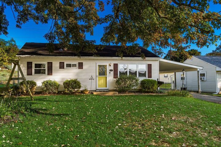 Property Photo: 1271 Huffer Avenue OH 43130