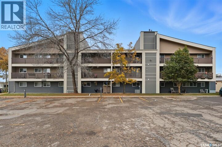 1034 425 115th Street E  Saskatoon SK S7N 2E5 photo