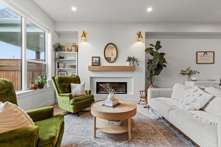 Property Photo: 45422 Willowstream Road BC V2R 6G7