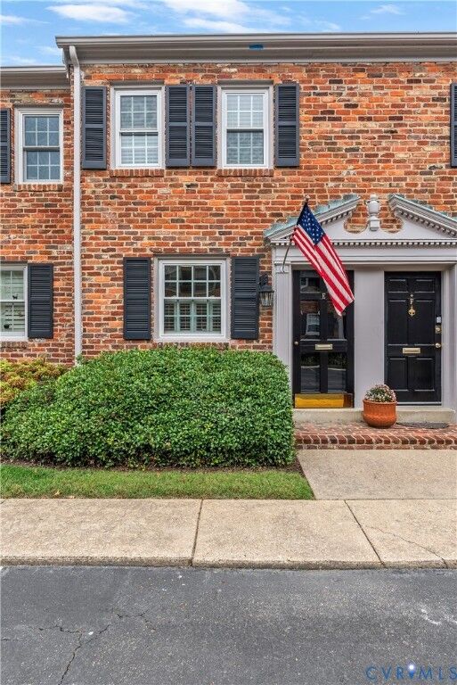 Property Photo: 503 N Hamilton Street E VA 23221