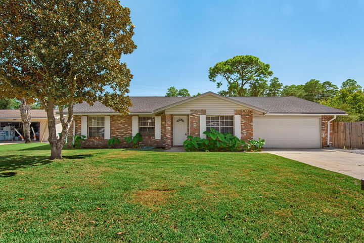 1516 Royal Palm Drive  Niceville FL 32578 photo