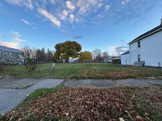 Property Photo: 213 E 3rd Street PA 16507