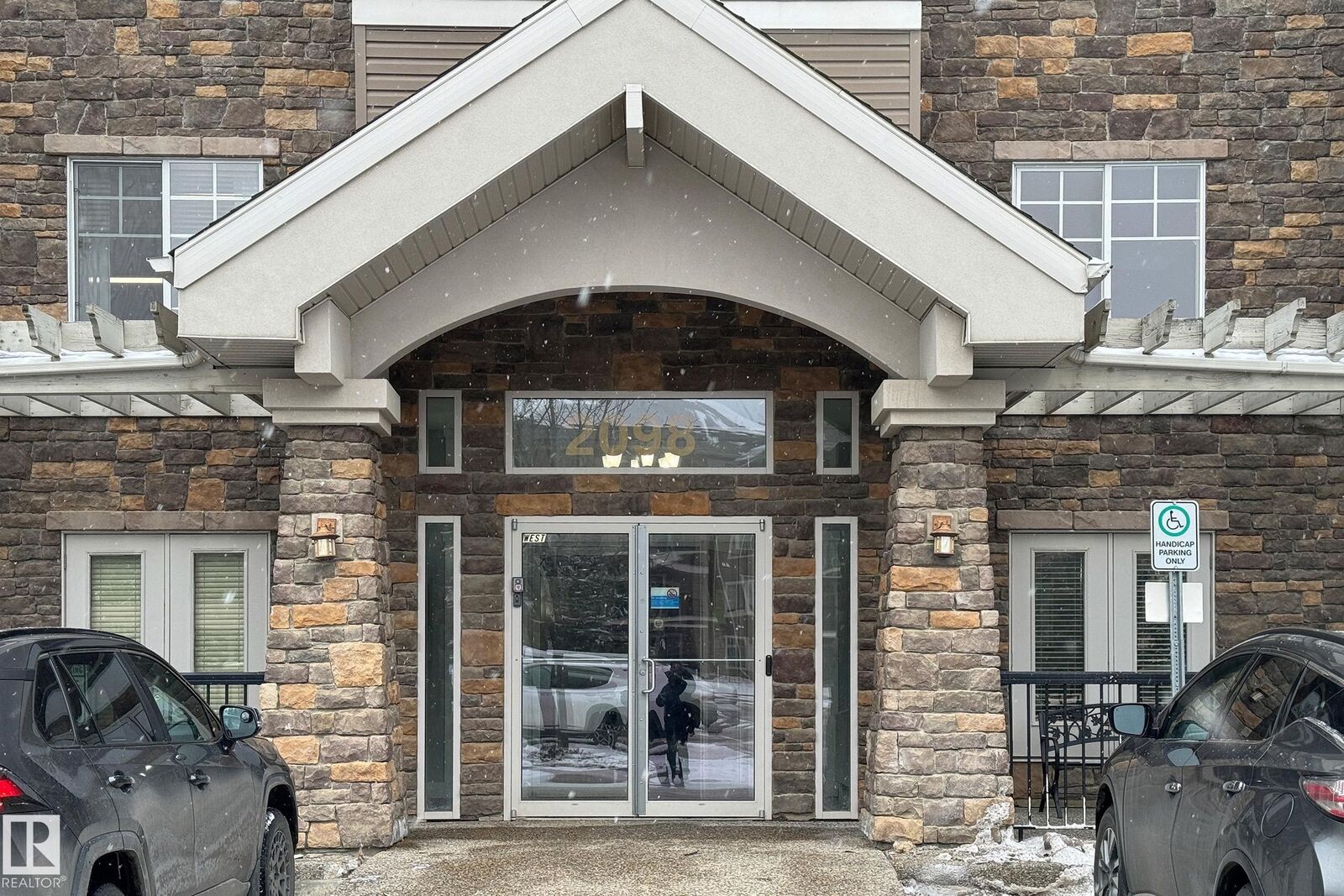 Property Photo: 2098 Blackmud Creek Drive SW 115 AB T6W 1T7