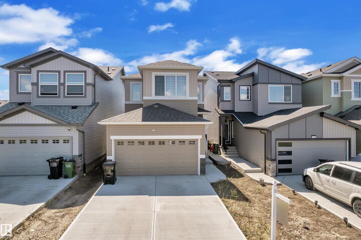 Property Photo: 611 31 Avenue NW AB T6T 2V6