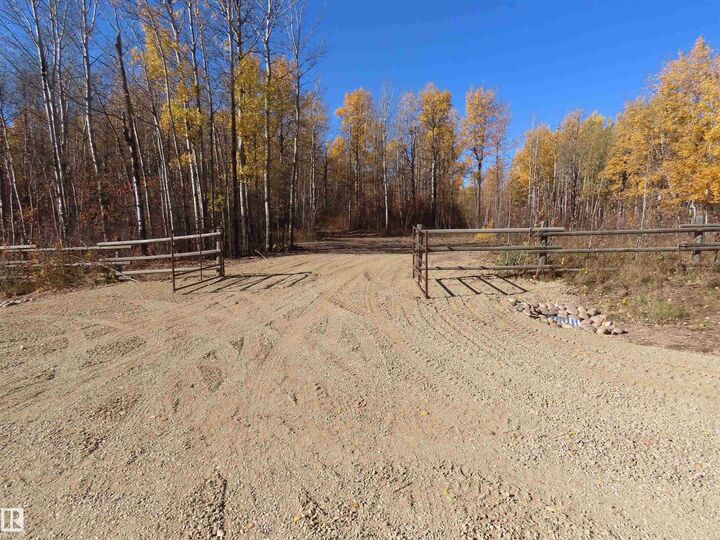 RR 31 Museum Road  Rural Lac Ste. Anne County AB T0E 1V0 photo