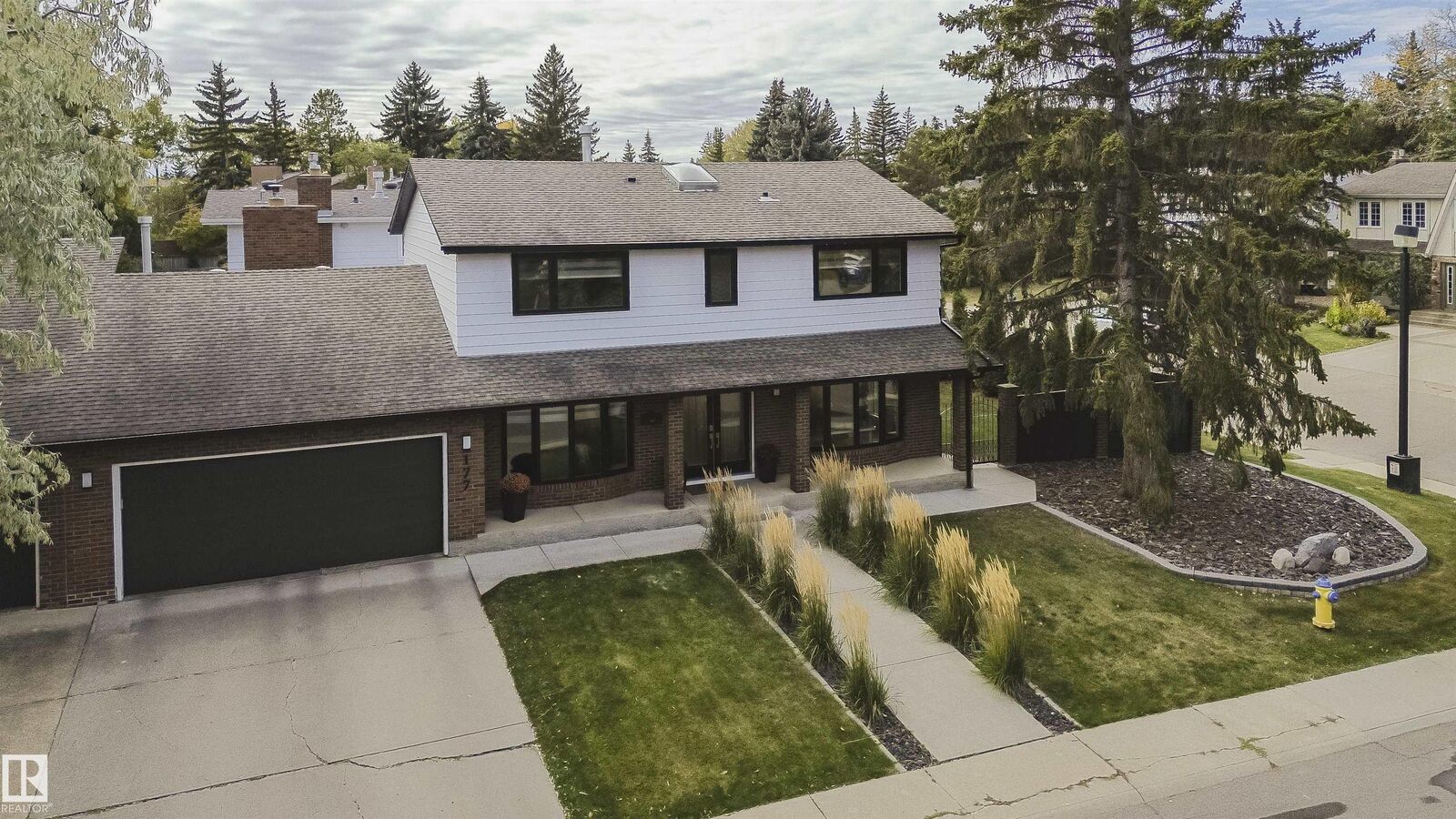 Property Photo: 177 Wolf Willow Crescent NW AB T5T 1T3