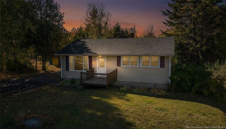 23 Fairview Drive  Fredericton NB E3C 1K4 photo