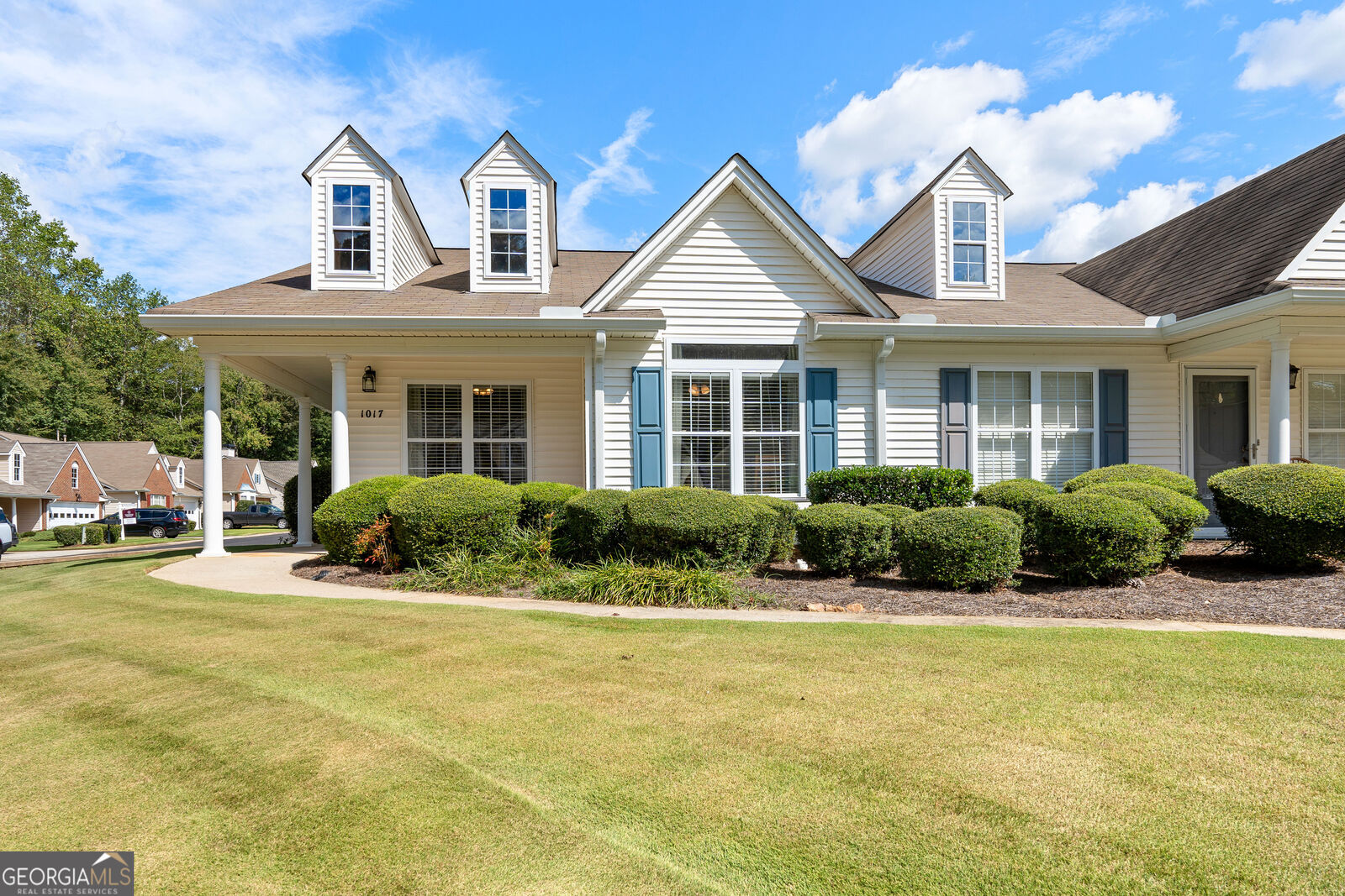 Property Photo:  1017 Pinehurst Drive  GA 30269