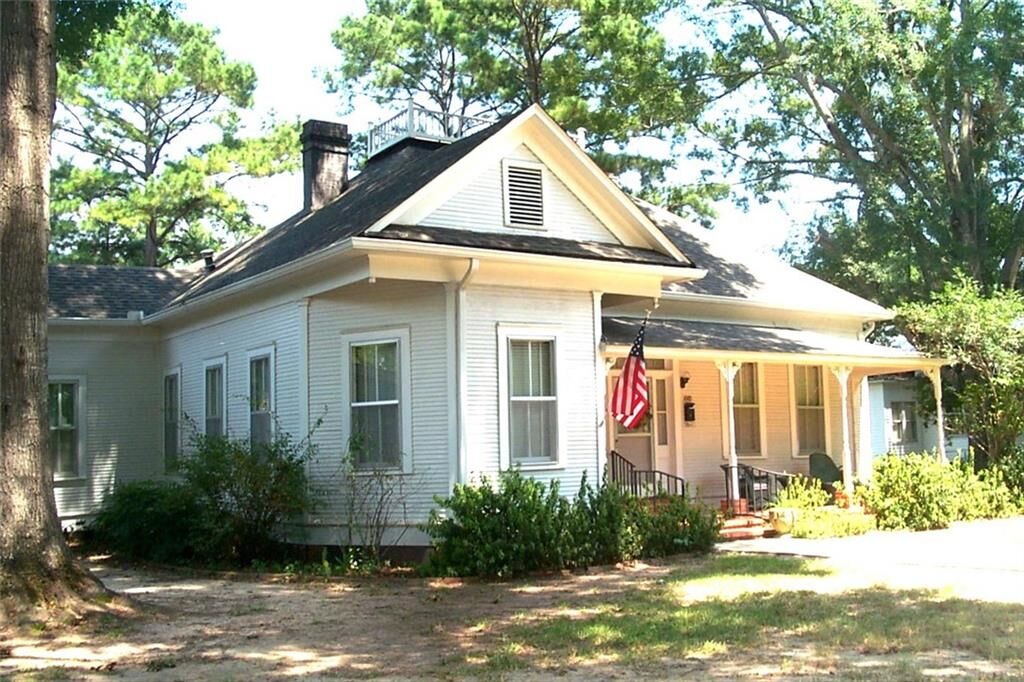 Property Photo: 904 6th Street LA 71417