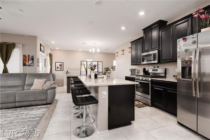 Property Photo: 2861 Sunflower Days Avenue 2147 NV 89031