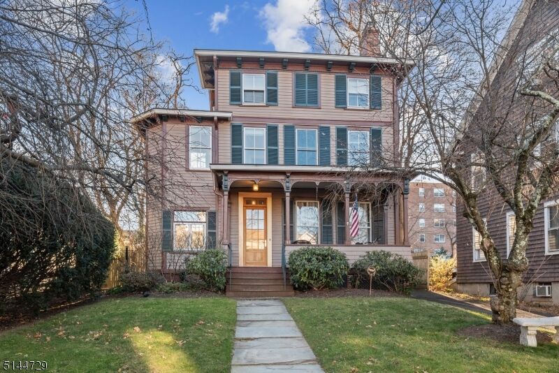 Property Photo:  17 Hill St  NJ 07960 