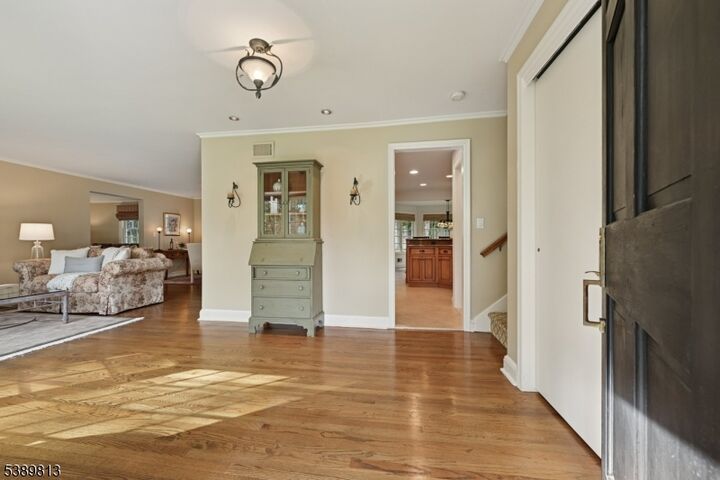 Property Photo: 15 East Dr NJ 07039