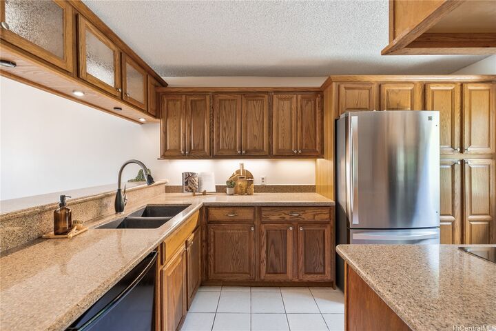 Property Photo:  358 D Kaelepulu Drive 704  HI 96734 