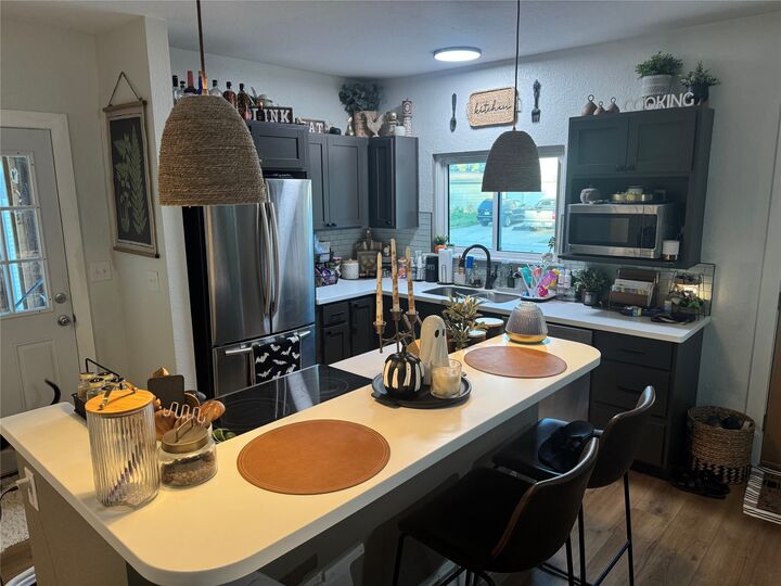 Property Photo: 107 N Benton Street IA 50244