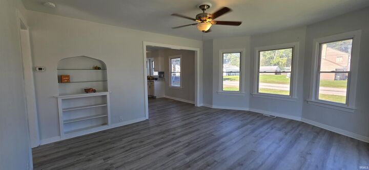 Property Photo: 1201 S Rotherwood Avenue IN 47714