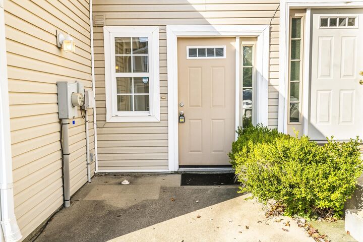 Property Photo:  2853 S Walnut Street Pike  IN 47401-8402 