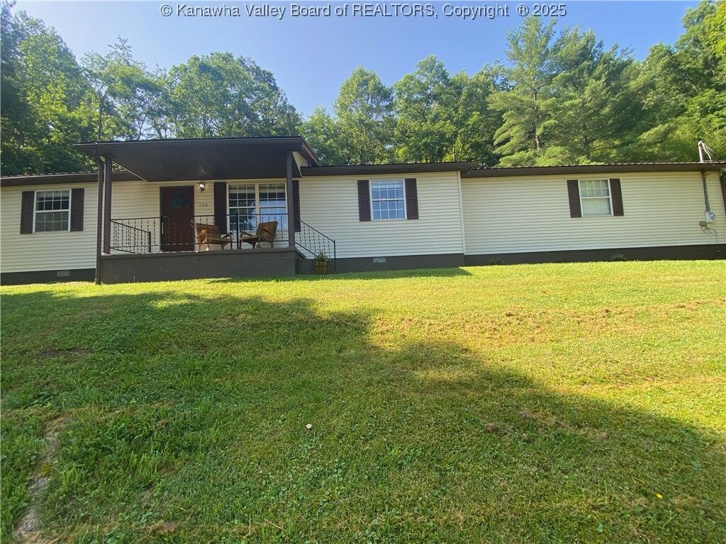 Property Photo: 196 Sycamore Creek Road WV 25271